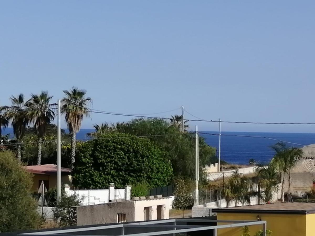 Villa Il Faro Plemmirio Bagian luar foto
