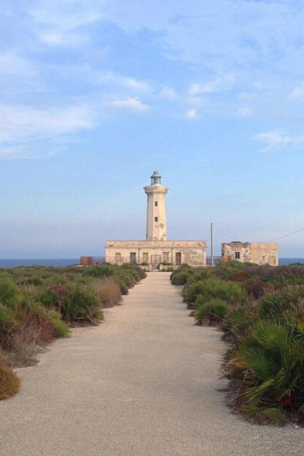 Villa Il Faro Plemmirio Bagian luar foto